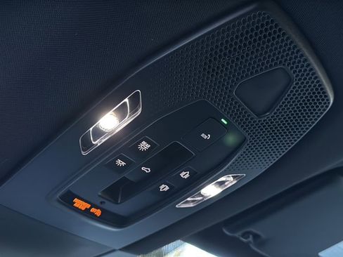 New 2026 Porsche Macan 4 Electric AWD/4WD image 27