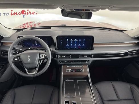 New 2025 Lincoln Aviator Reserve w/ Illumination Package image 9