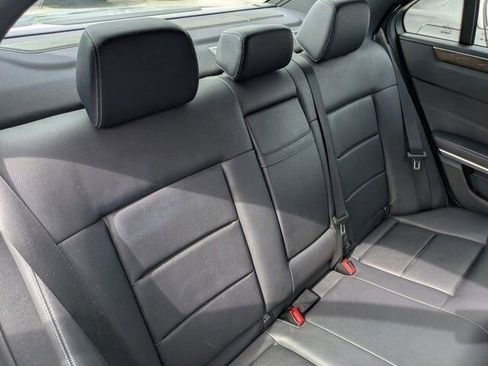 Used 2014 Mercedes-Benz E 350 Sedan image 31