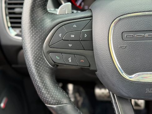 Used 2018 Dodge Durango R/T w/ Technology Group image 19
