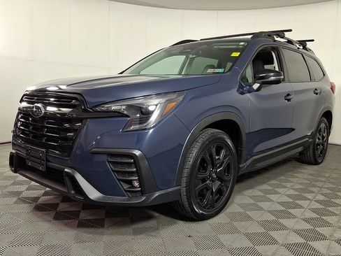 Used 2023 Subaru Ascent Onyx Edition AWD/4WD image 6