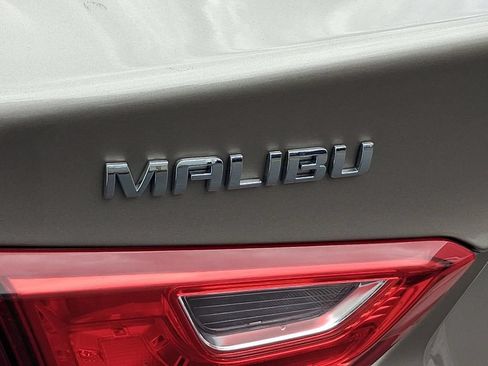 Used 2023 Chevrolet Malibu LT FWD image 23
