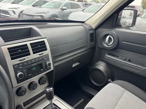 Used 2008 Dodge Nitro SXT AWD/4WD image 23