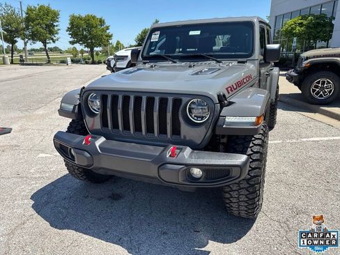 Used 2022 Jeep Wrangler Unlimited Rubicon w/ LED Lighting Group AWD/4WD image 11