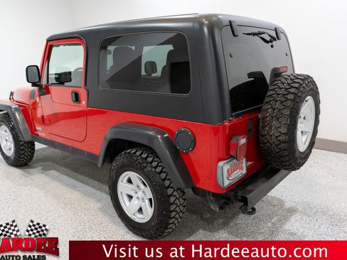 Used 2006 Jeep Wrangler Unlimited Rubicon w/ Security Group image 3