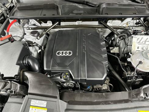 Used 2025 Audi Q5 2.0T Premium AWD/4WD image 35