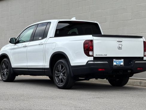 Used 2020 Honda Ridgeline Sport image 3