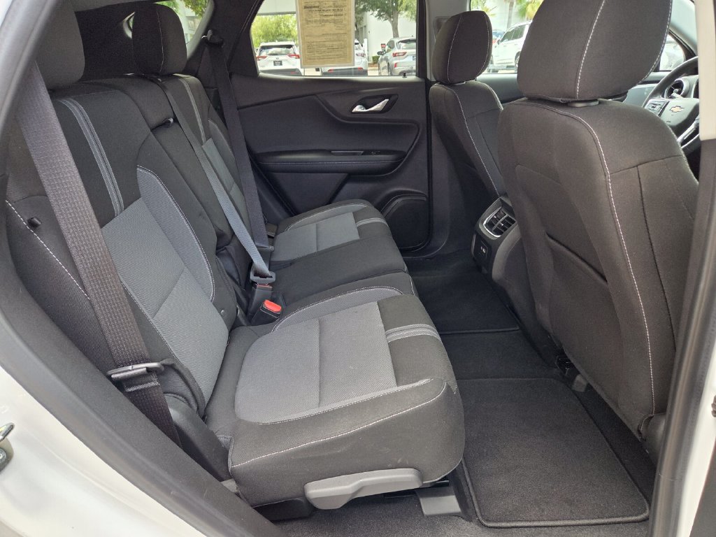 Used 2023 Chevrolet Blazer LT FWD image 12