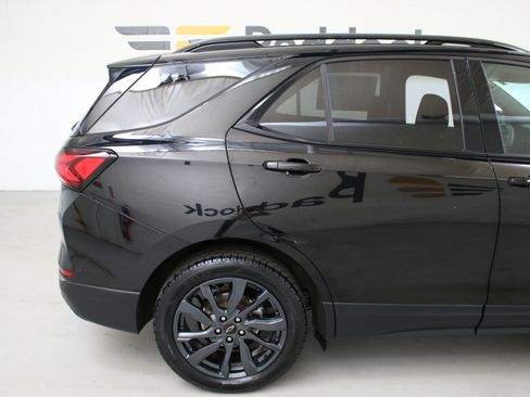 Used 2023 Chevrolet Equinox RS image 10