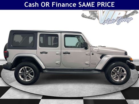 Used 2020 Jeep Wrangler Unlimited Sahara AWD/4WD image 8