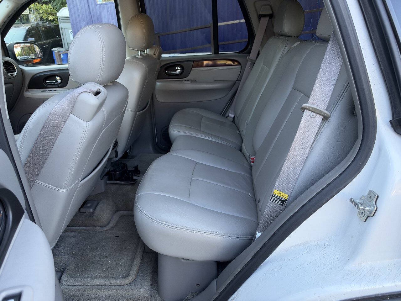 Used 2005 GMC Envoy Denali AWD/4WD image 11