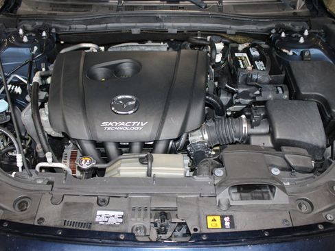 Used 2018 MAZDA MAZDA3 Sport w/ Preferred Equipment Package FWD image 37