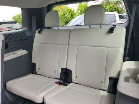 Used 2025 Hyundai Santa Fe SEL image 20