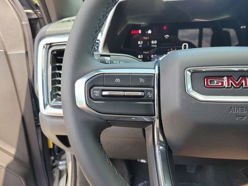 New 2025 GMC Canyon Elevation w/ Convenience Package image 14