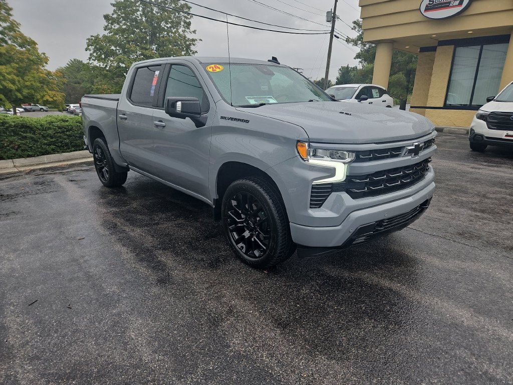 Used 2024 Chevrolet Silverado 1500 RST w/ Convenience Package II AWD/4WD image 8