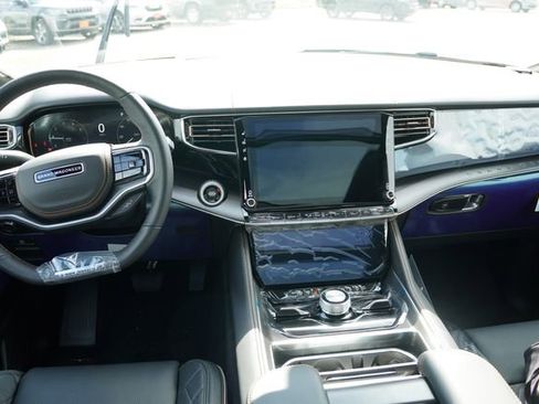 New 2026 Jeep Grand Wagoneer Summit AWD/4WD image 14