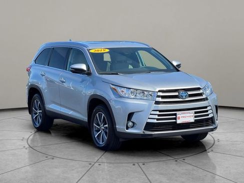 Certified 2019 Toyota Highlander XLE image 8