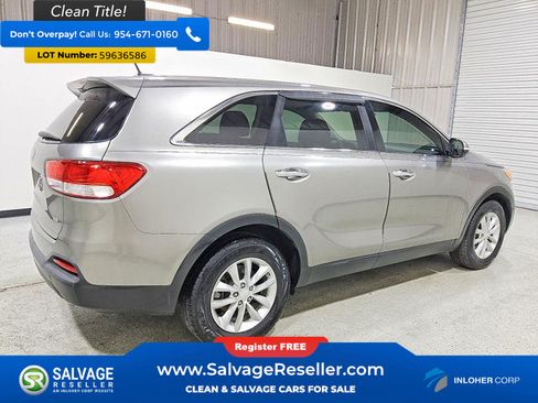 Used 2016 Kia Sorento L FWD image 4