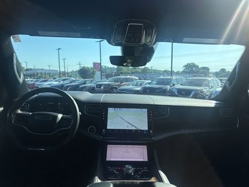 Used 2024 Jeep Grand Wagoneer Series I w/ HD Trailer Tow Package image 22