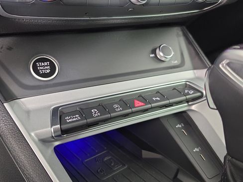Certified 2023 Audi Q3 2.0T Premium Plus AWD/4WD image 31