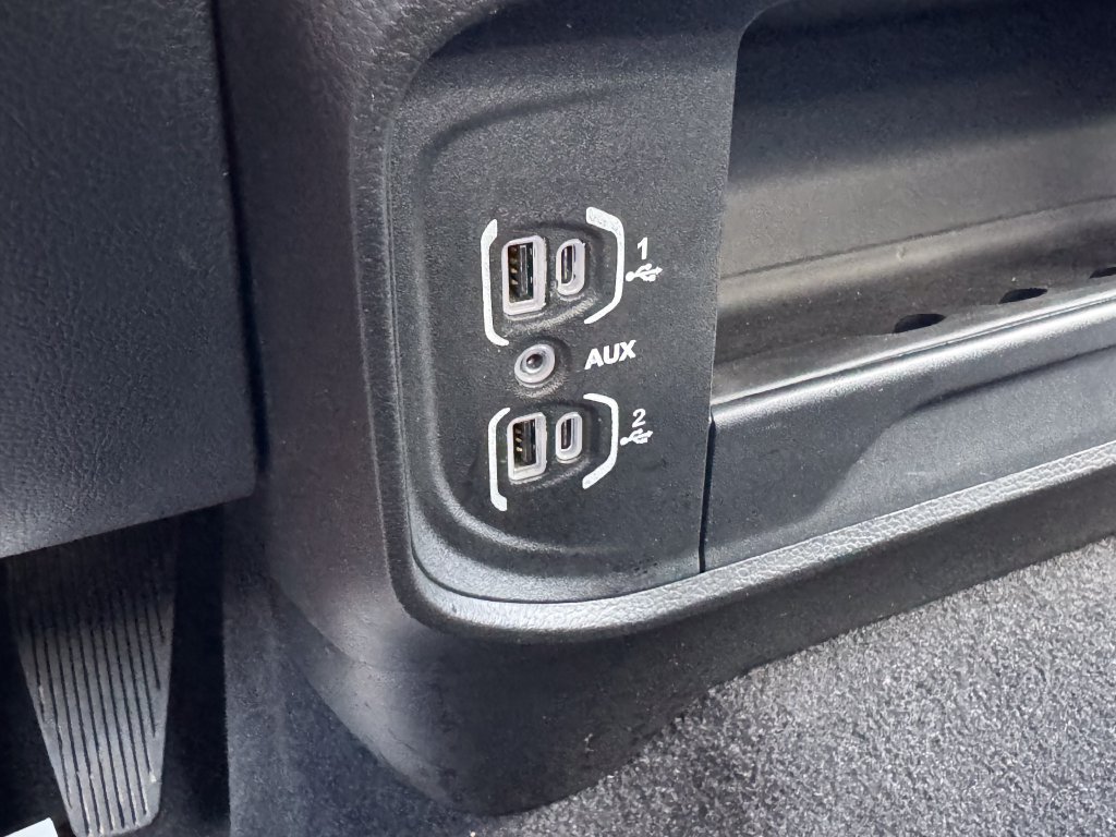 Used 2025 RAM 2500 Big Horn AWD/4WD image 22