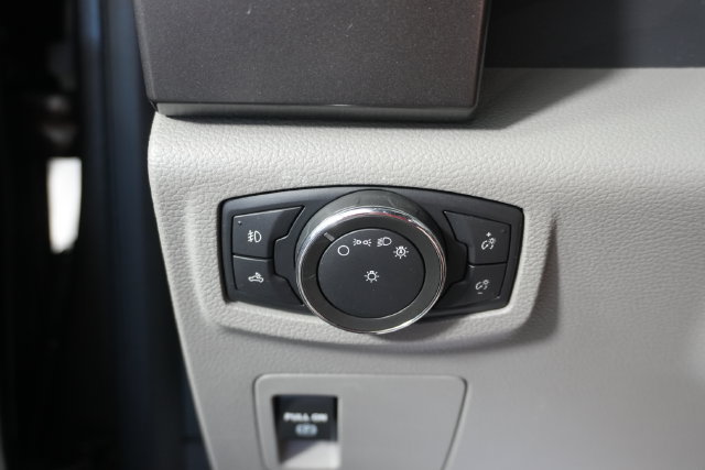 Used 2018 Ford F150 XLT AWD/4WD image 20