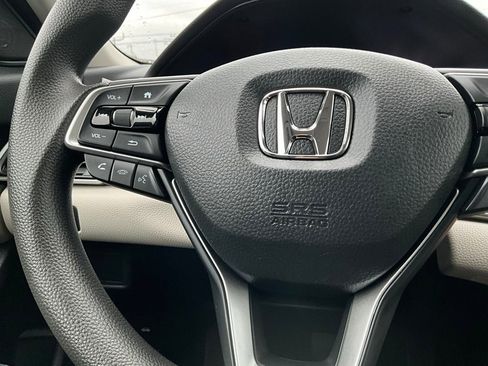 Used 2019 Honda Accord EX image 21