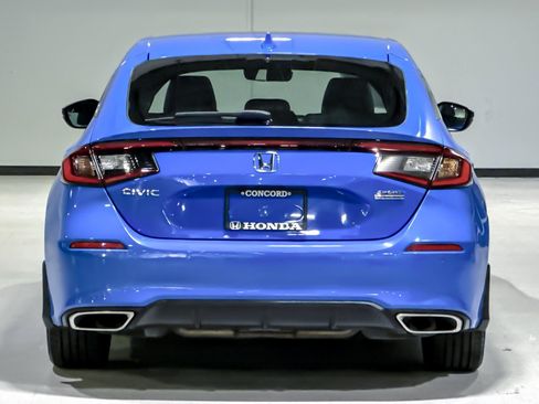 Used 2024 Honda Civic Sport Touring image 9
