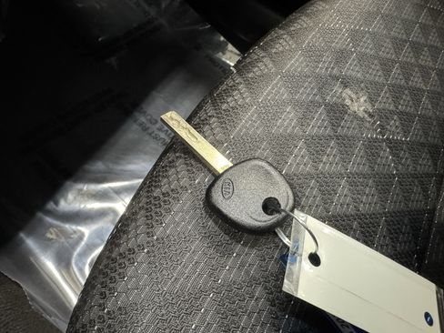 Used 2018 Kia Rio LX image 10