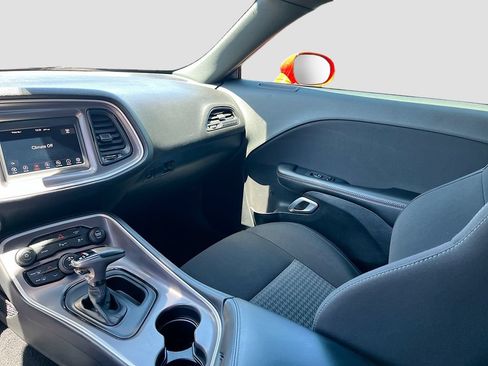 Used 2021 Dodge Challenger GT RWD image 21