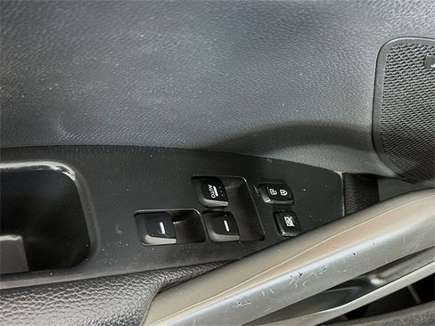 Used 2016 Hyundai Veloster w/ Option Group 03 image 18