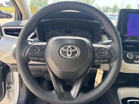 Certified 2024 Toyota Corolla LE FWD image 17