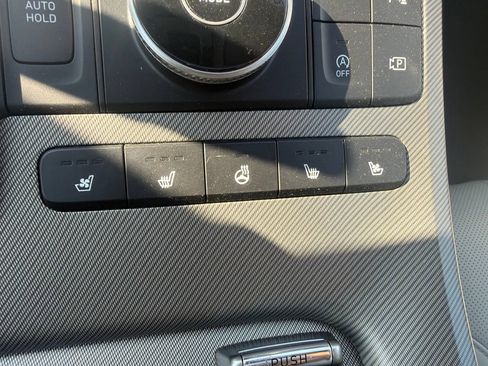 Used 2024 Hyundai Palisade SEL w/ Premium Package FWD image 25