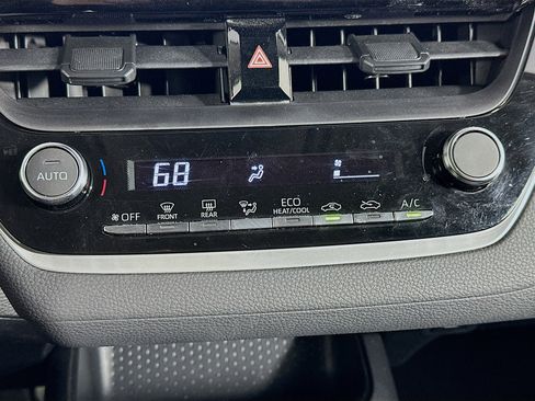 Used 2023 Toyota Corolla LE w/ Carpet Mat Package (TMS) image 23