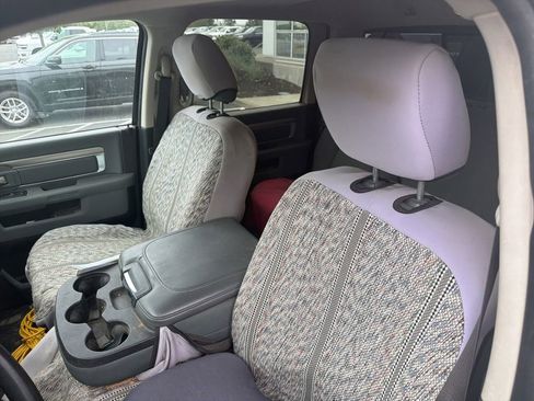 Used 2015 RAM 2500 SLT AWD/4WD image 2