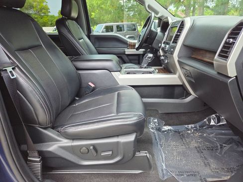 Used 2019 Ford F150 Lariat RWD image 15