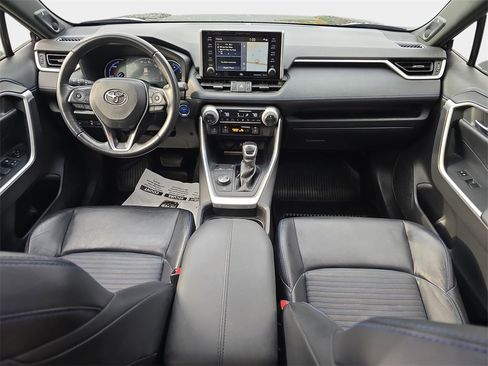 Used 2019 Toyota RAV4 XSE image 10