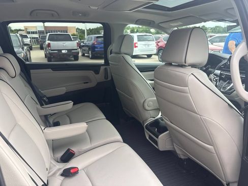 Certified 2026 Honda Odyssey Touring image 31