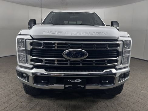 Used 2025 Ford F350 XLT w/ Tremor Off-Road Package AWD/4WD image 2