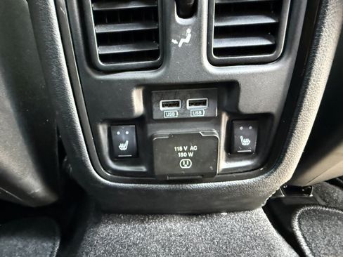 Used 2022 Dodge Durango R/T AWD/4WD image 17