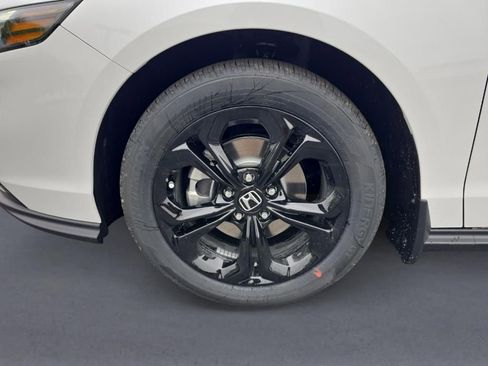 New 2025 Honda Accord SE image 10