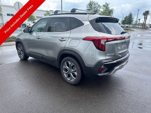 Used 2024 Kia Seltos S FWD image 3