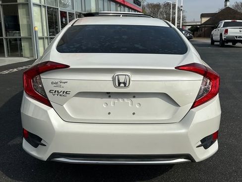 Used 2019 Honda Civic LX image 4