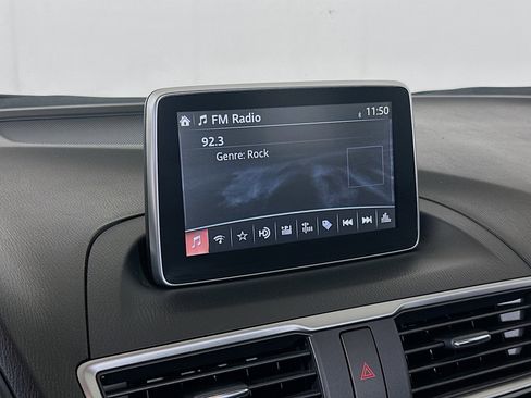 Used 2014 MAZDA MAZDA3 i Grand Touring image 21
