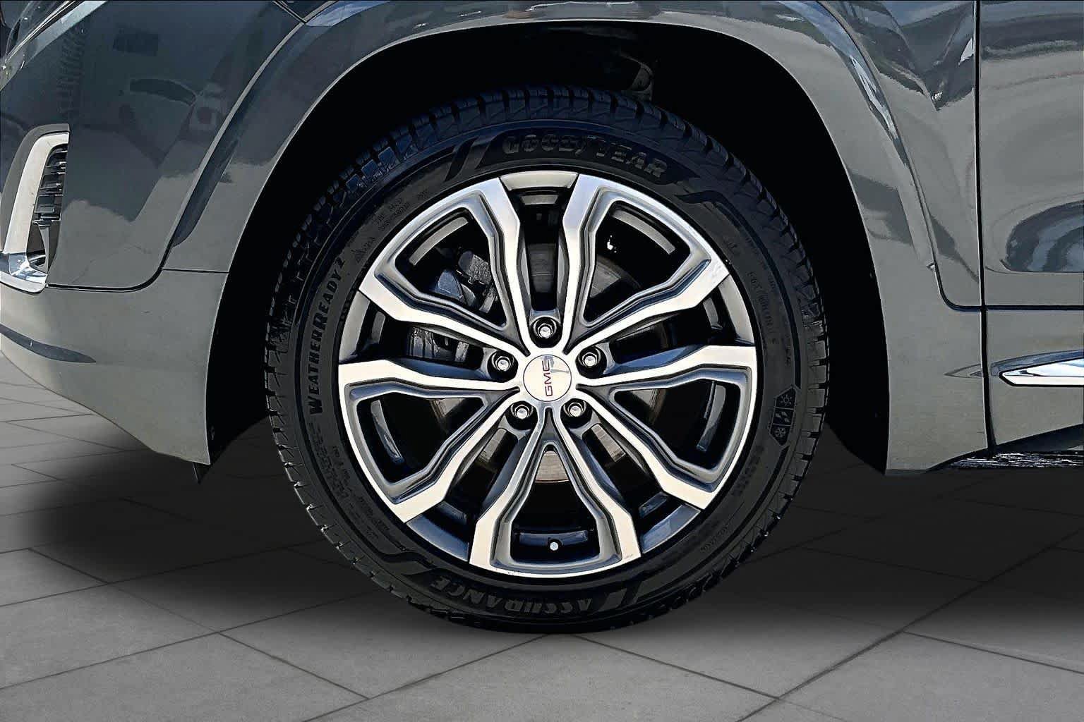 Used 2019 GMC Terrain Denali FWD image 10