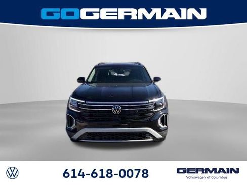 New 2026 Volkswagen Atlas Peak Edition image 3