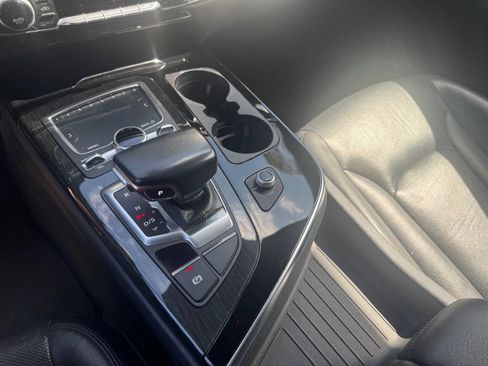 Used 2018 Audi Q7 3.0T Premium Plus image 15