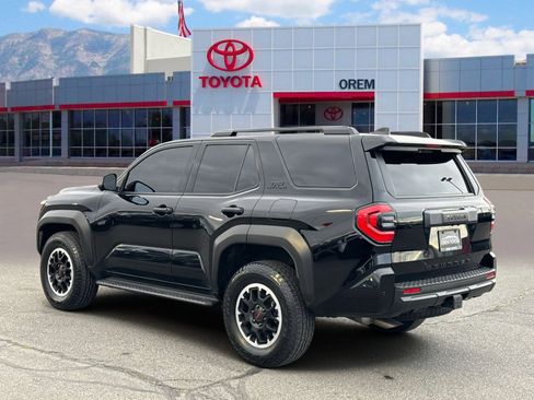 Used 2025 Toyota 4Runner TRD Off-Road Premium image 5