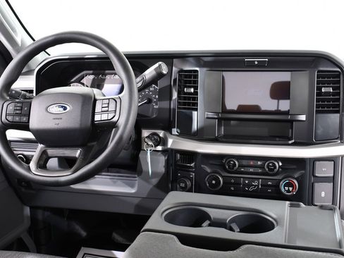 New 2026 Ford F350 XLT w/ FX4 Off-Road Package image 8