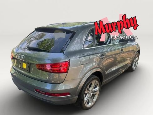 Used 2017 Audi Q3 2.0T Premium Plus w/ Premium Plus Package FWD image 6